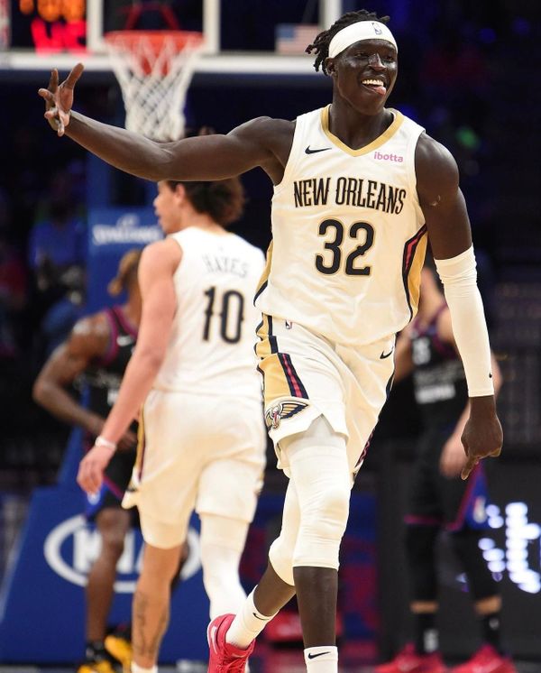 Basketball Action